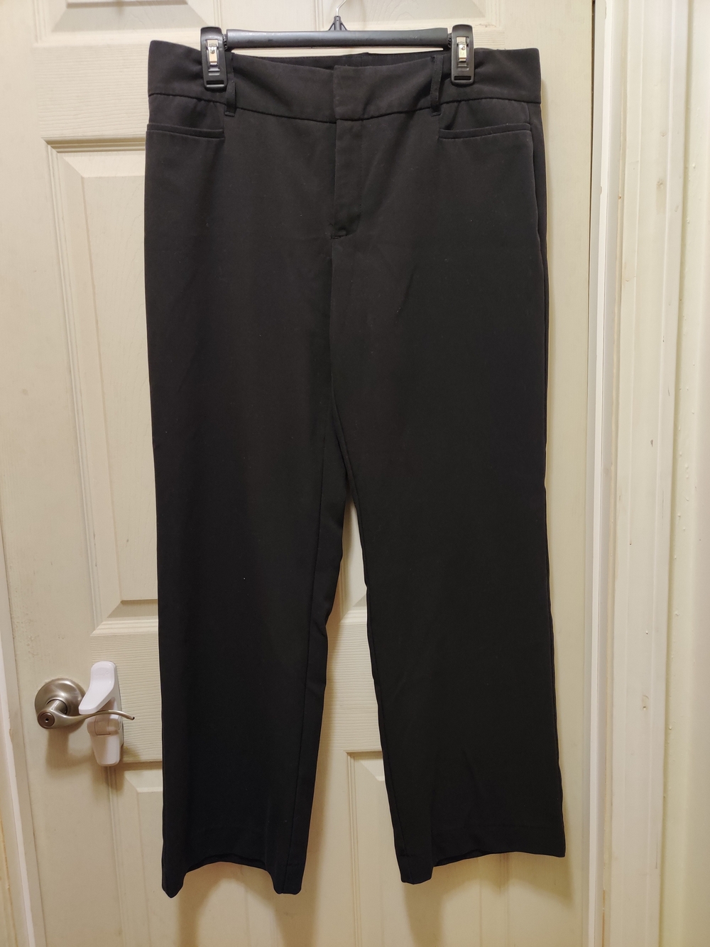 Daisy Fuentes Black Straight-Leg Dress Pants